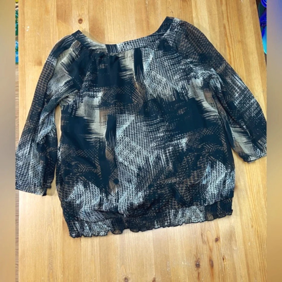 Daniel Laurent Blouse w/ 3/4 Sleeve - Picture 9 of 9